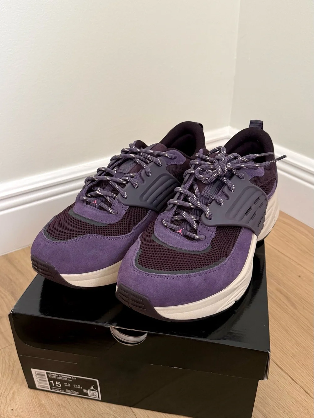 Jordan Trunner O/S